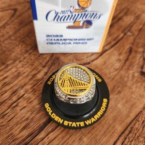 Warriors NBA 2022 championship replica  ring